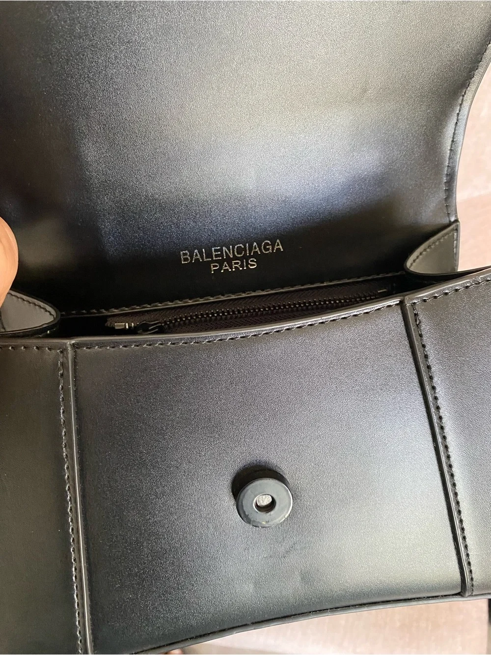 SHOULDER BAG